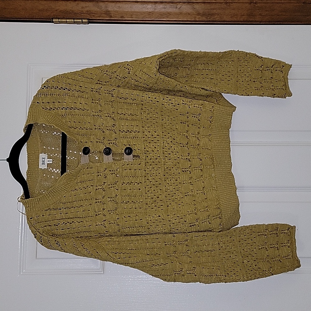 BKE pullover sweater